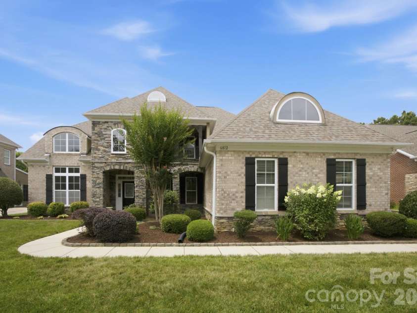 6812 Creek Road, Charlotte, NC 28277.  MLS# CAR4412283, YatesRealty ID 35390. 