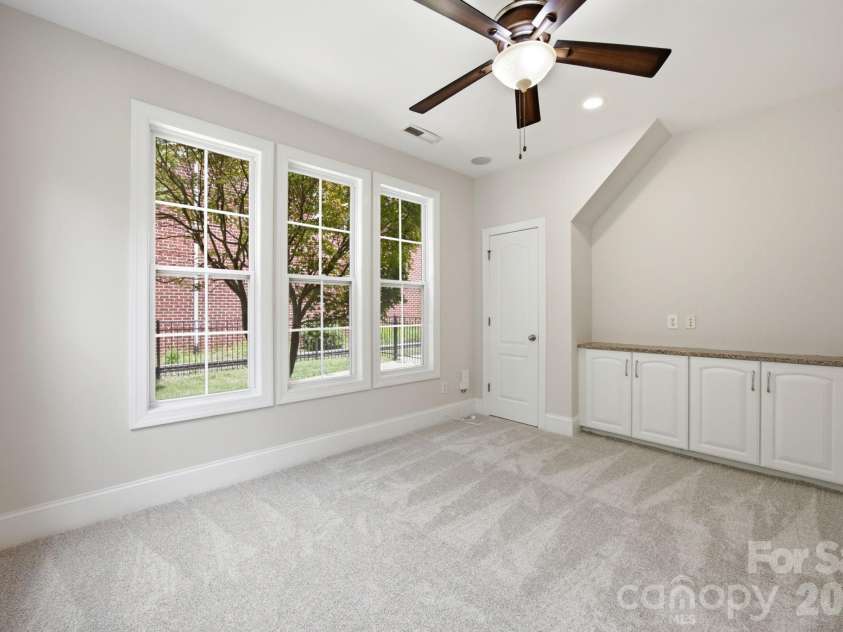 6812 Creek Road, Charlotte, NC 28277.  MLS# CAR4412283, YatesRealty ID 35390. 