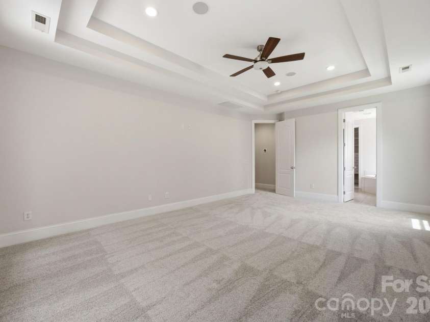 6812 Creek Road, Charlotte, NC 28277.  MLS# CAR4412283, YatesRealty ID 35390. 