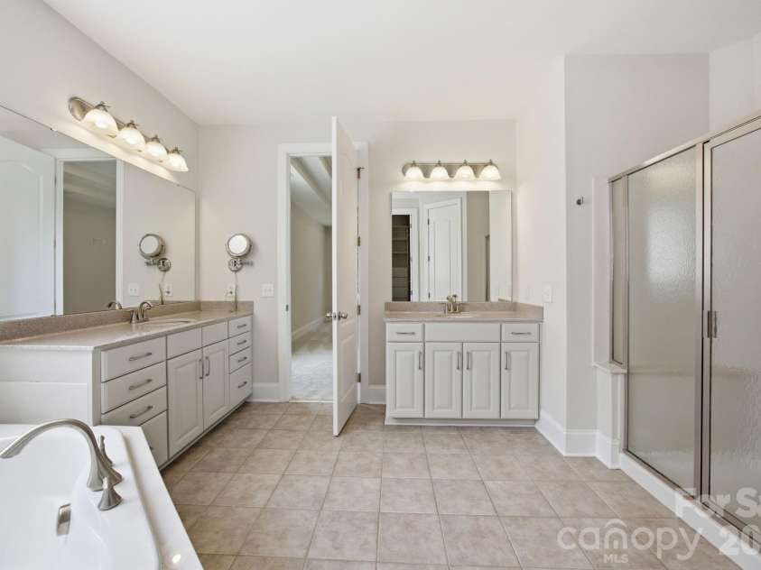 6812 Creek Road, Charlotte, NC 28277.  MLS# CAR4412283, YatesRealty ID 35390. 