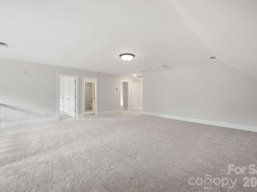 6812 Creek Road, Charlotte, NC 28277.  MLS# CAR4412283, YatesRealty ID 35390. 