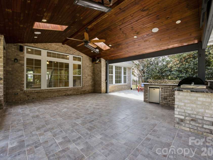 6812 Creek Road, Charlotte, NC 28277.  MLS# CAR4412283, YatesRealty ID 35390. 