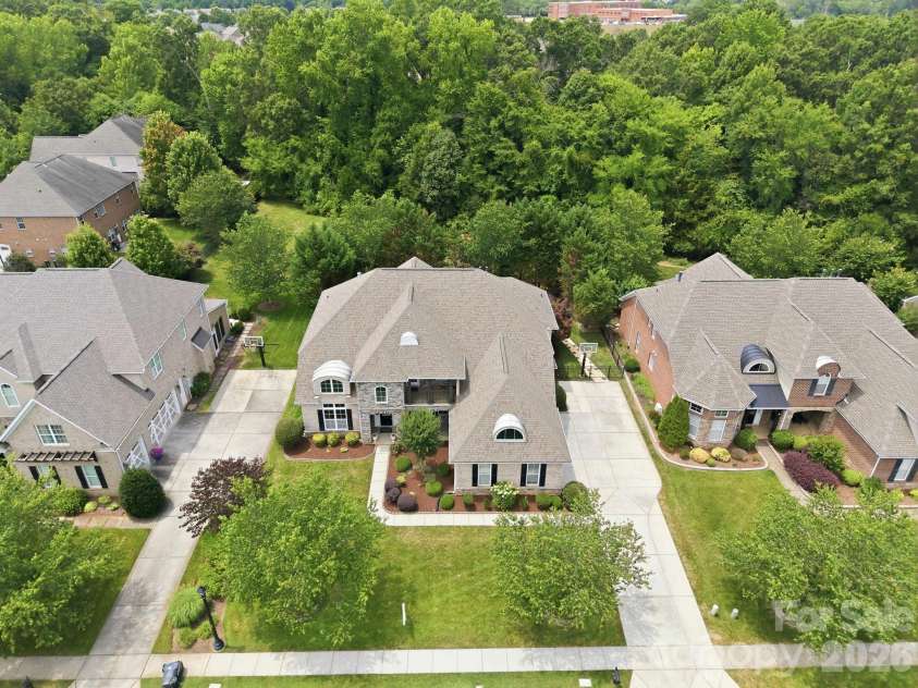 6812 Creek Road, Charlotte, NC 28277.  MLS# CAR4412283, YatesRealty ID 35390. 