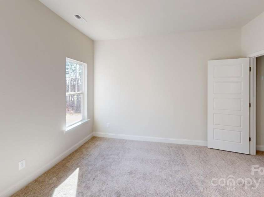 10932 Dogwood Lane, Huntersville, NC 28078.  MLS# CAR4292157, YatesRealty ID 35391. 