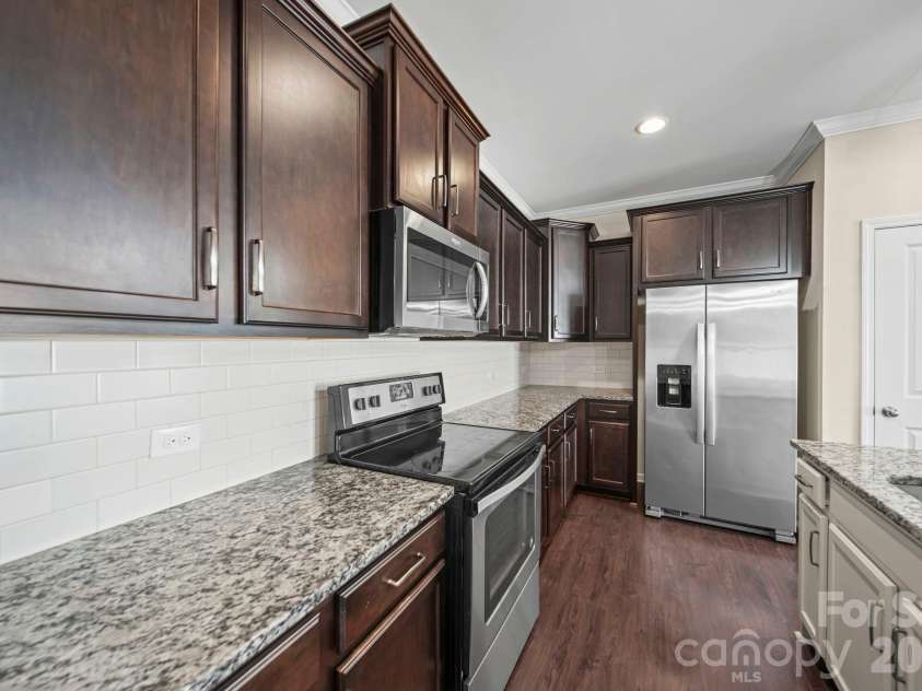 447 Tayberry Lane, Fort Mill, SC 29715.  MLS# CAR4394822, YatesRealty ID 35391. 