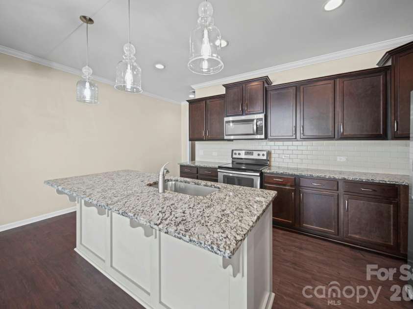 447 Tayberry Lane, Fort Mill, SC 29715.  MLS# CAR4394822, YatesRealty ID 35391. 
