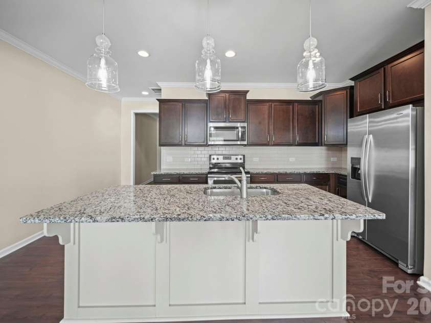 447 Tayberry Lane, Fort Mill, SC 29715.  MLS# CAR4394822, YatesRealty ID 35391. 