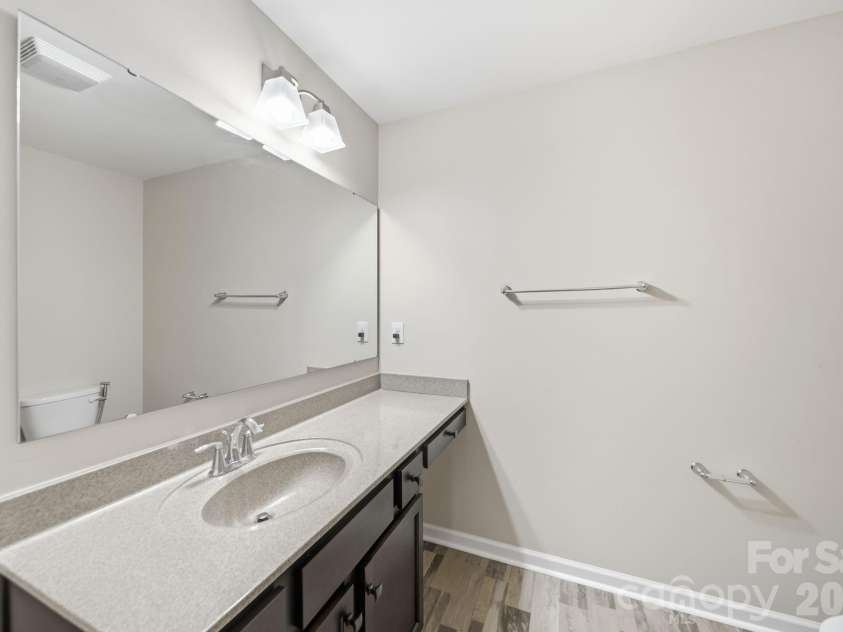 447 Tayberry Lane, Fort Mill, SC 29715.  MLS# CAR4394822, YatesRealty ID 35391. 