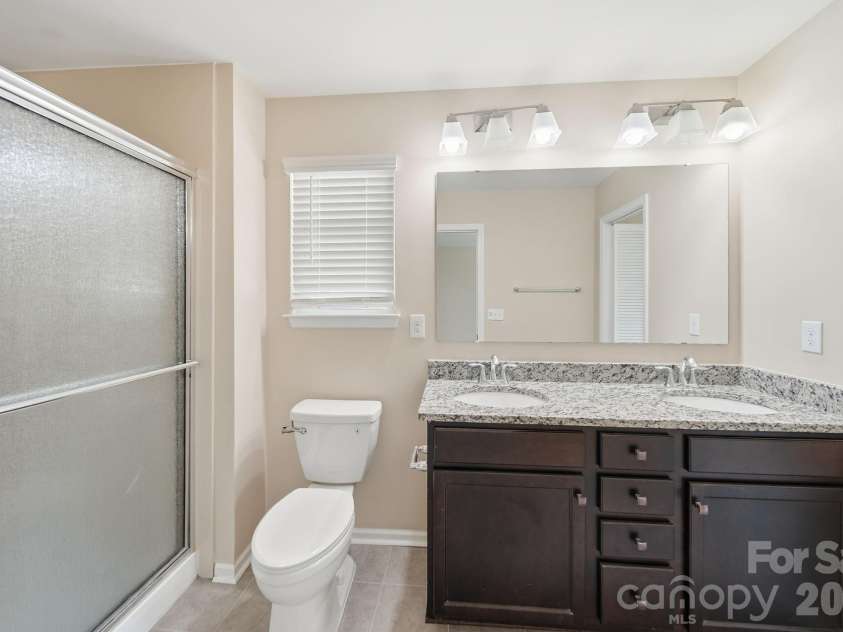447 Tayberry Lane, Fort Mill, SC 29715.  MLS# CAR4394822, YatesRealty ID 35391. 
