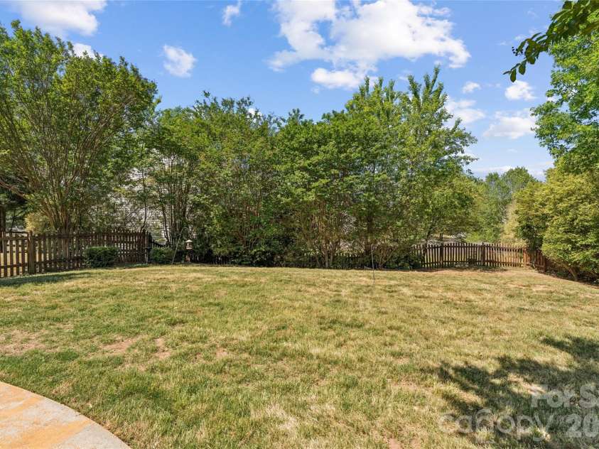 3530 Arbor Hill Road, Charlotte, NC 28270.  MLS# CAR4371185, YatesRealty ID 35392. 