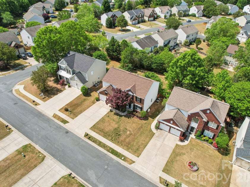 3530 Arbor Hill Road, Charlotte, NC 28270.  MLS# CAR4371185, YatesRealty ID 35392. 