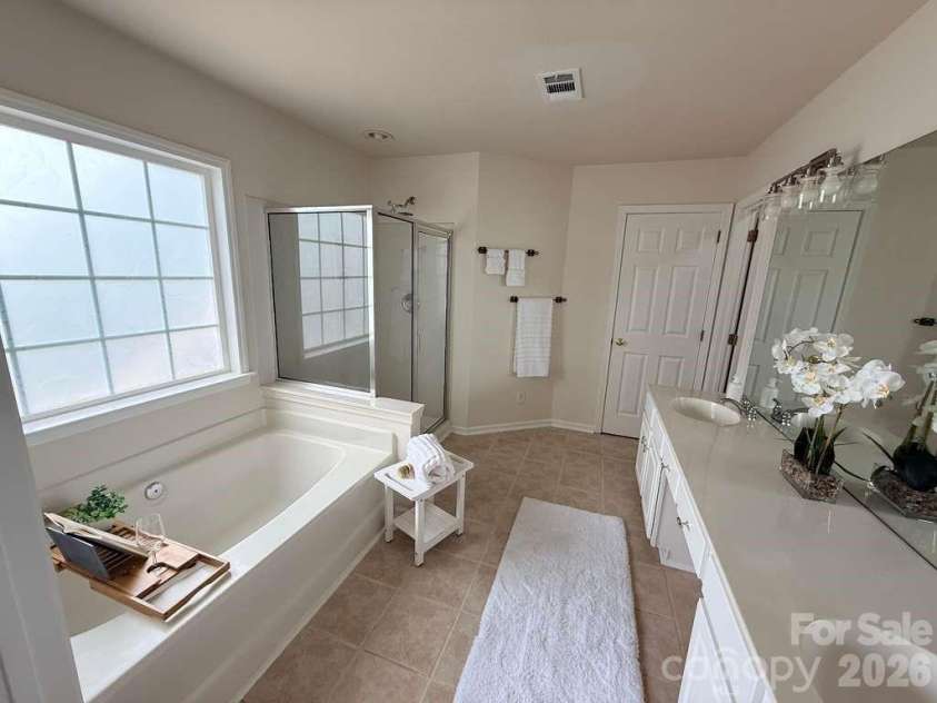 3530 Arbor Hill Road, Charlotte, NC 28270.  MLS# CAR4371185, YatesRealty ID 35392. 