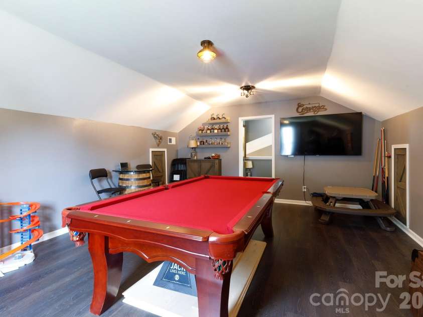 1507 Meadow Glen Lane, Rock Hill, SC 29730.  MLS# CAR4400170, YatesRealty ID 35393. 