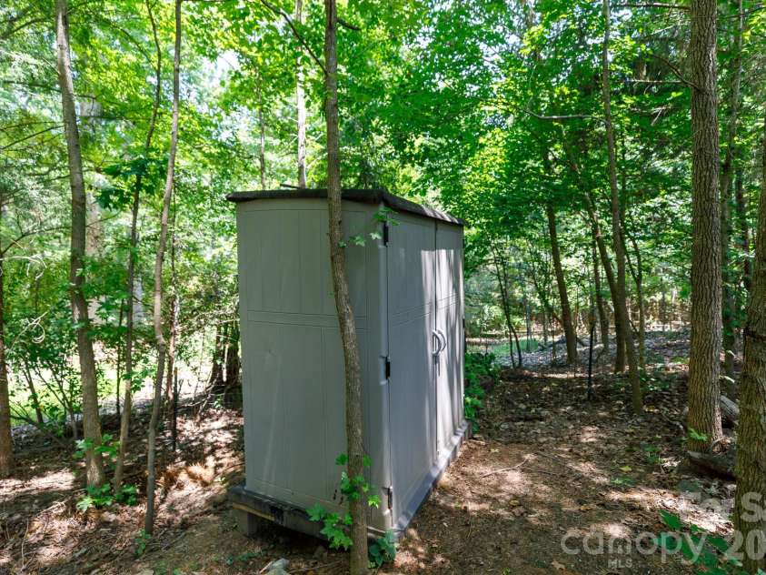 1507 Meadow Glen Lane, Rock Hill, SC 29730.  MLS# CAR4400170, YatesRealty ID 35393. 