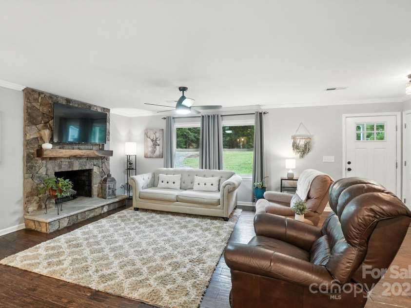 10414 Kentmont Drive, Midland, NC 28107.  MLS# CAR4288233, YatesRealty ID 35396. 