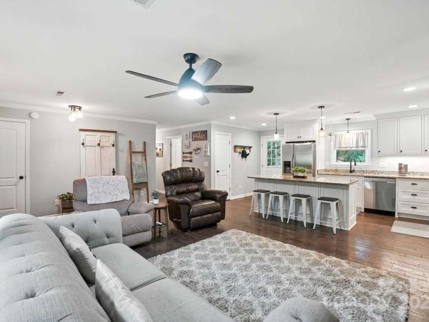 10414 Kentmont Drive, Midland, NC 28107.  MLS# CAR4288233, YatesRealty ID 35396. 