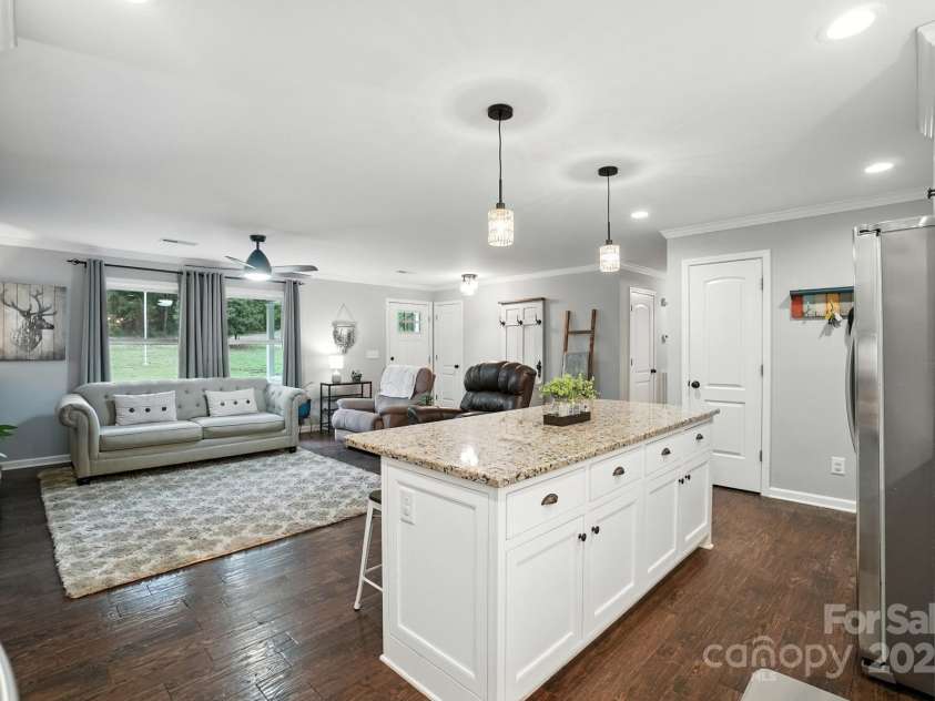 10414 Kentmont Drive, Midland, NC 28107.  MLS# CAR4288233, YatesRealty ID 35396. 