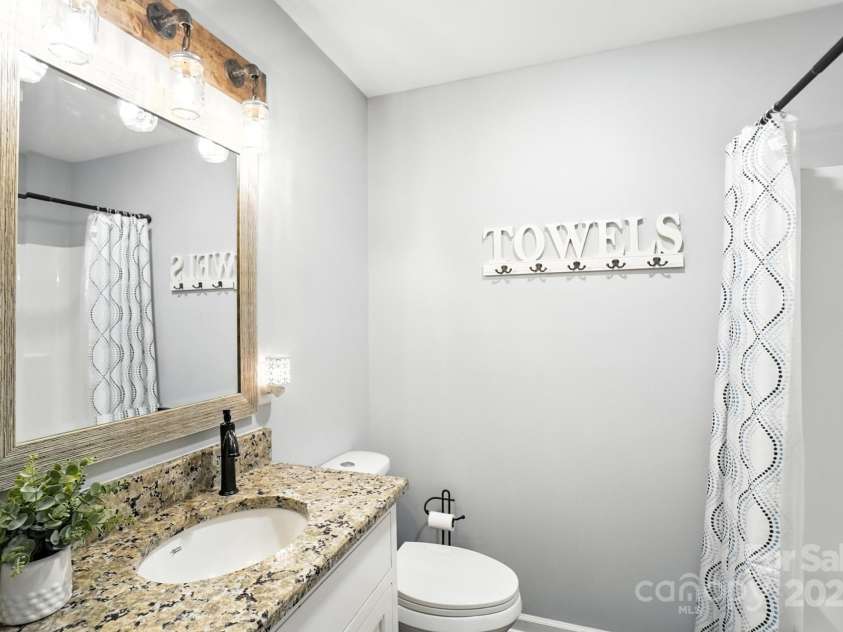 10414 Kentmont Drive, Midland, NC 28107.  MLS# CAR4288233, YatesRealty ID 35396. 