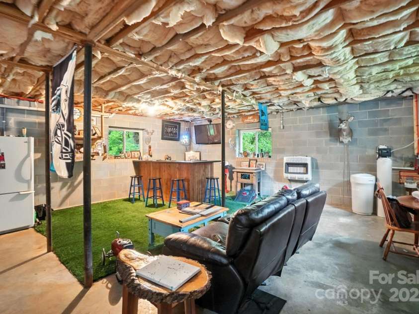 10414 Kentmont Drive, Midland, NC 28107.  MLS# CAR4288233, YatesRealty ID 35396. 