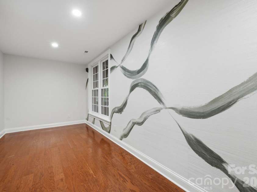 9414 Heydon Hall Circle, Charlotte, NC 28210.  MLS# CAR4421247, YatesRealty ID 35397. Basement Flex Space