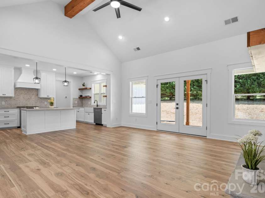 1265 Misty Lane, Hickory, NC 28601.  MLS# CAR4395922, YatesRealty ID 354. 