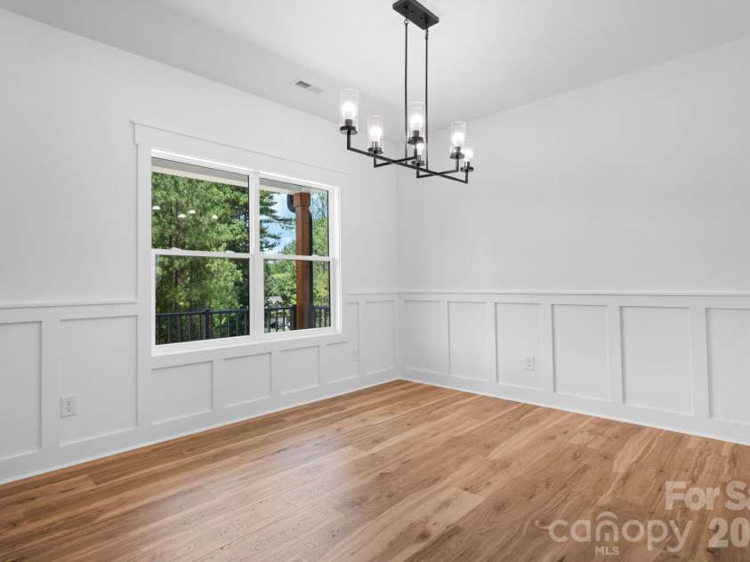 1265 Misty Lane, Hickory, NC 28601.  MLS# CAR4395922, YatesRealty ID 354. 