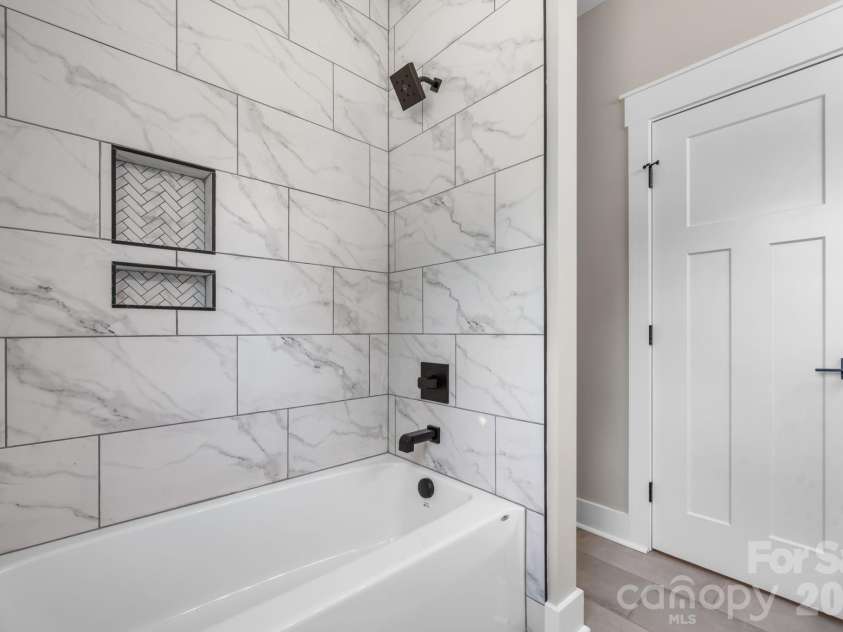 1265 Misty Lane, Hickory, NC 28601.  MLS# CAR4395922, YatesRealty ID 354. 