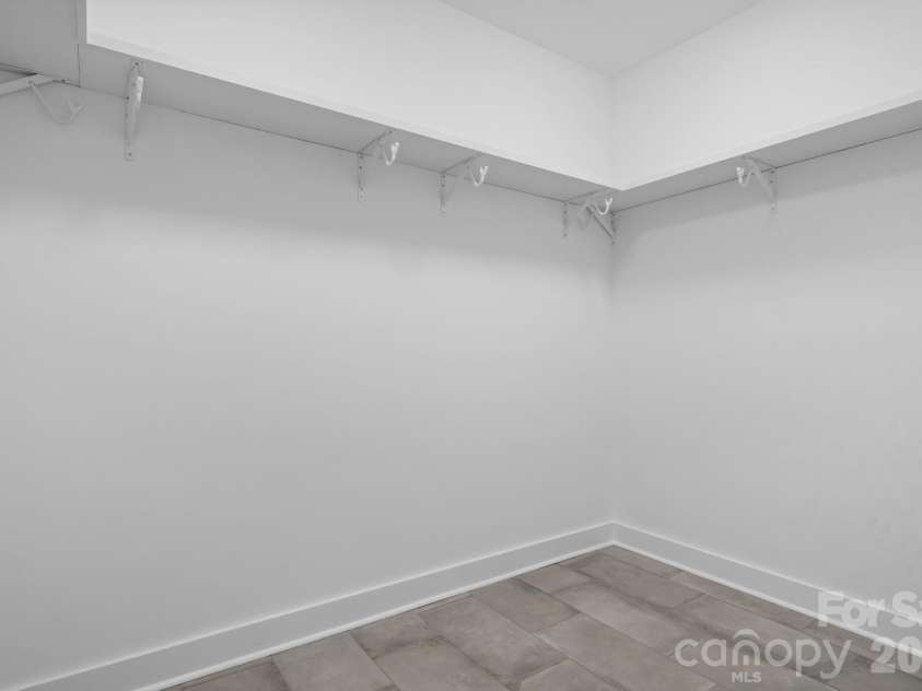 1265 Misty Lane, Hickory, NC 28601.  MLS# CAR4395922, YatesRealty ID 354. 
