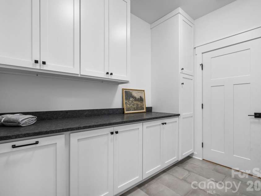 1265 Misty Lane, Hickory, NC 28601.  MLS# CAR4395922, YatesRealty ID 354. 