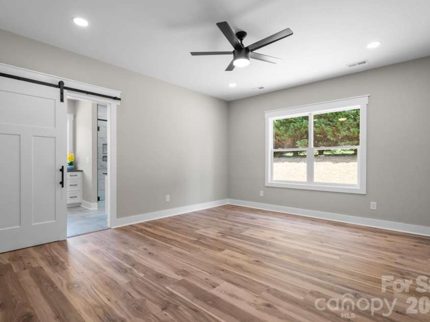 1265 Misty Lane, Hickory, NC 28601.  MLS# CAR4395922, YatesRealty ID 354. Primary bedroom