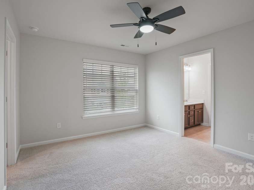 136 Haddonsfield Drive, Mooresville, NC 28115.  MLS# CAR4396750, YatesRealty ID 35400. 