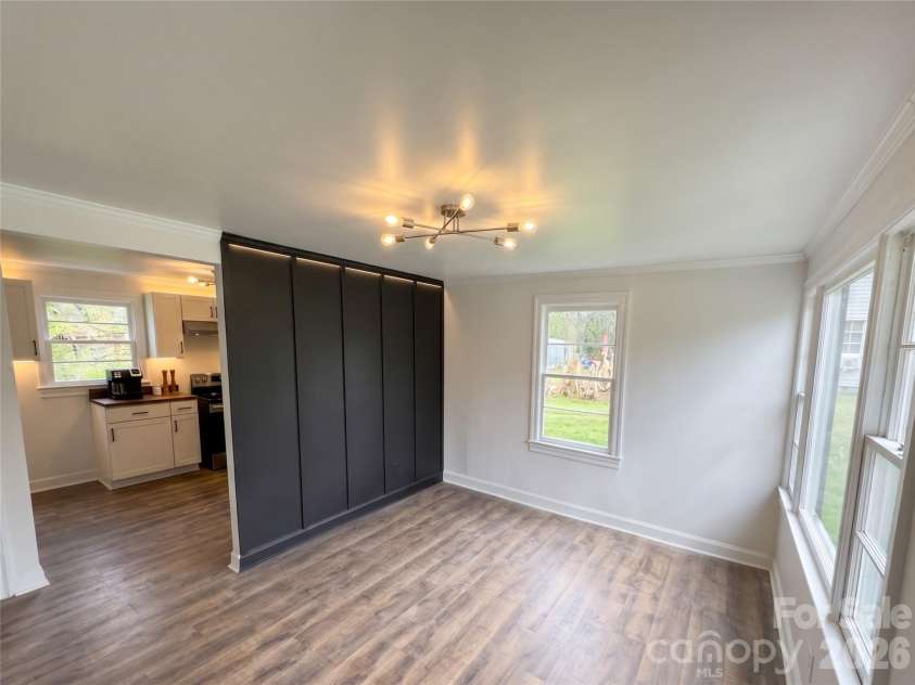 142 Ervin Avenue, Newton, NC 28658.  MLS# CAR4394478, YatesRealty ID 35402. 