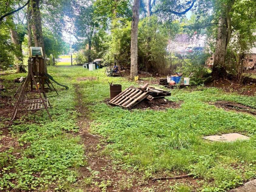 523 Oakwood Avenue, Albemarle, NC 28001.  MLS# CAR4400852, YatesRealty ID 35403. 