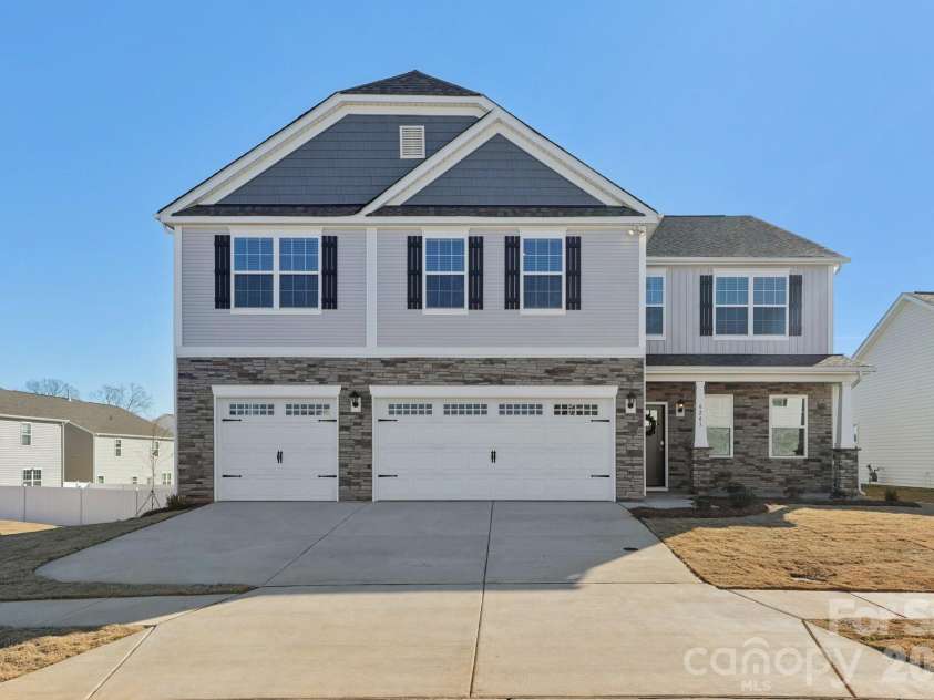 9241 Poquoson Drive, Gastonia, NC 28056.  MLS# CAR4295920, YatesRealty ID 35403. 