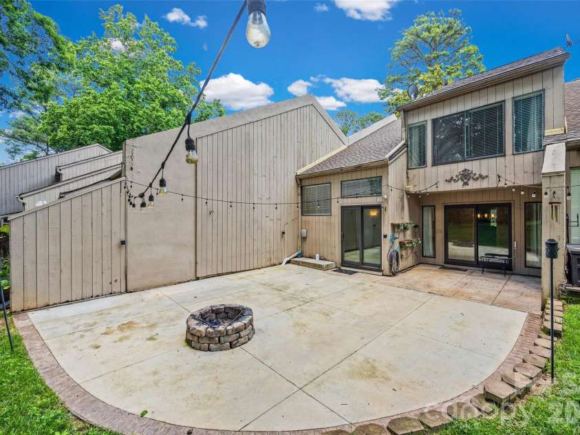 234 Riverview Terrace, Clover, SC 29710.  MLS# CAR4385903, YatesRealty ID 3541. 