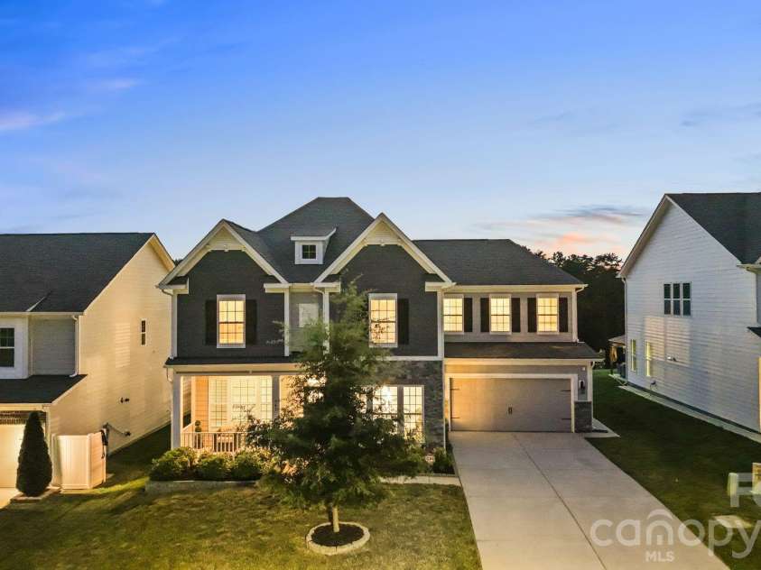 645 Belle Grove Drive, Clover, SC 29710.  MLS# CAR4400524, YatesRealty ID 35412. 