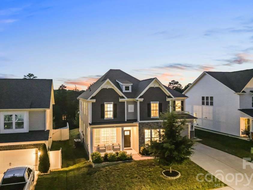 645 Belle Grove Drive, Clover, SC 29710.  MLS# CAR4400524, YatesRealty ID 35412. 