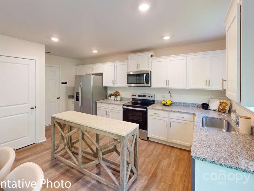 1040 Horizon Lane, Chester, SC 29706.  MLS# CAR4285315, YatesRealty ID 35415. 