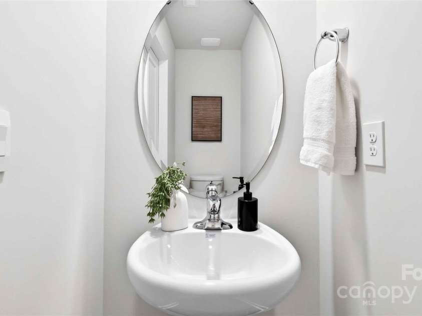 1040 Horizon Lane, Chester, SC 29706.  MLS# CAR4285315, YatesRealty ID 35415. 