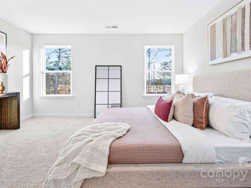 1040 Horizon Lane, Chester, SC 29706.  MLS# CAR4285315, YatesRealty ID 35415. 