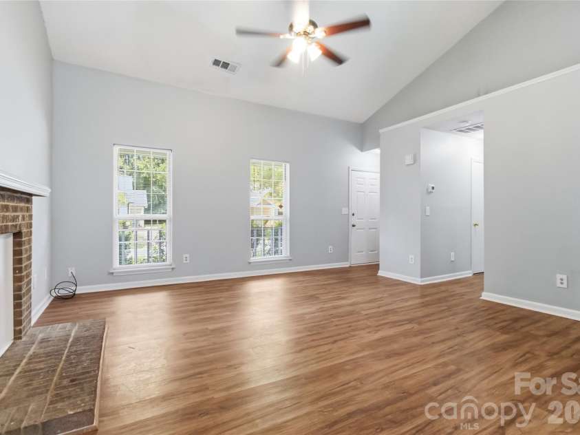6136 Sunbridge Court, Charlotte, NC 28269.  MLS# CAR4401311, YatesRealty ID 35415. 