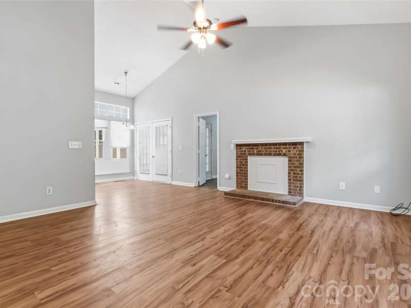 6136 Sunbridge Court, Charlotte, NC 28269.  MLS# CAR4401311, YatesRealty ID 35415. 