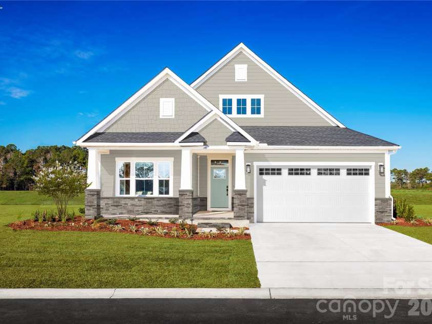 1015 Heathway Drive, Charlotte, NC 28213.  MLS# CAR4401142, YatesRealty ID 35416. Representative Photo Only