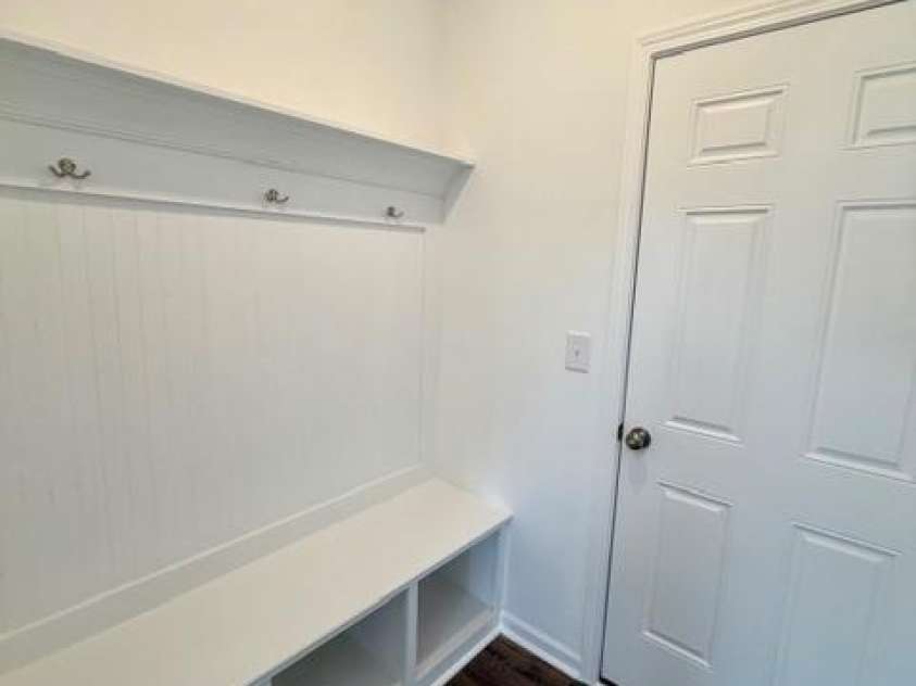 549 Annie Lowery Way, Davidson, NC 28036.  MLS# CAR4353734, YatesRealty ID 3542. Drop zone- main