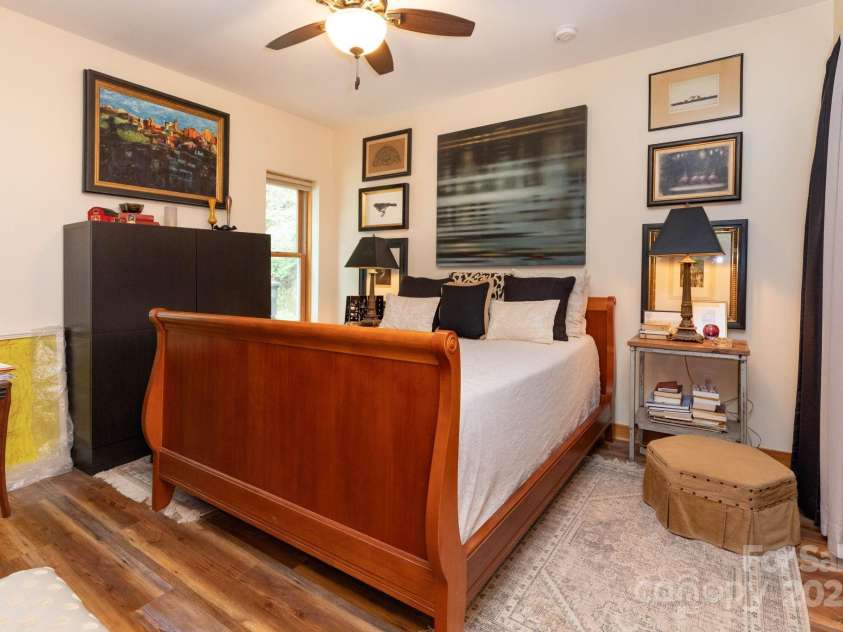 212 Yates Avenue, Black Mountain, NC 28711.  MLS# CAR4297191, YatesRealty ID 35420. Apartment Bedroom