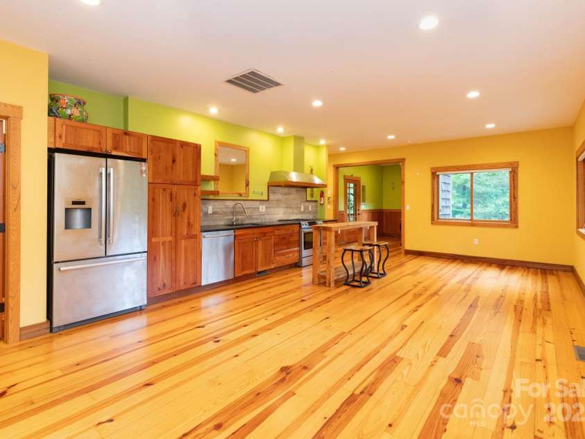 212 Yates Avenue, Black Mountain, NC 28711.  MLS# CAR4297191, YatesRealty ID 35420. Living/Dining/Kitchen