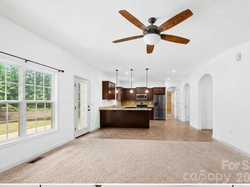 4628 Cayton Drive, Maiden, NC 28650.  MLS# CAR4401296, YatesRealty ID 35420. 