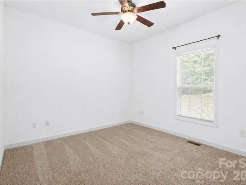 4628 Cayton Drive, Maiden, NC 28650.  MLS# CAR4401296, YatesRealty ID 35420. 