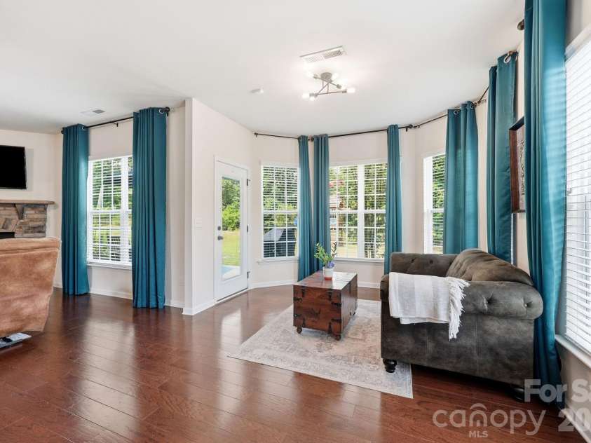 10648 Sky Chase Avenue, Concord, NC 28027.  MLS# CAR4398953, YatesRealty ID 35421. 