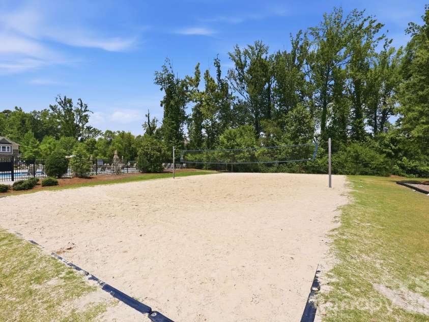 10648 Sky Chase Avenue, Concord, NC 28027.  MLS# CAR4398953, YatesRealty ID 35421. 